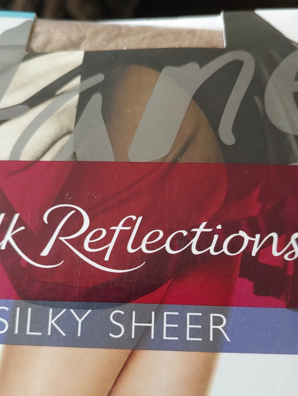 NWT Hanes Sz EF Silk Reflections Silky Sheer Control Top Sheer Toe Pantyhose